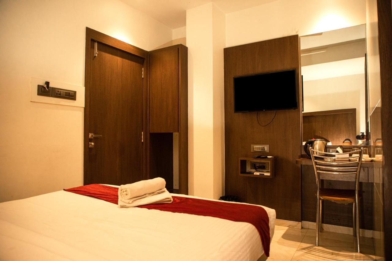 Hotel Monarch Express Near Karnala Sports Academy Panvel,Νάβι Μουμπάι Εξωτερικό φωτογραφία